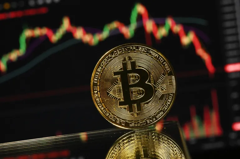 Hoi Li’s Crypto Alert: Bitcoin Plummets Below Trump-Era Levels – Time to Audit Your Losses?
